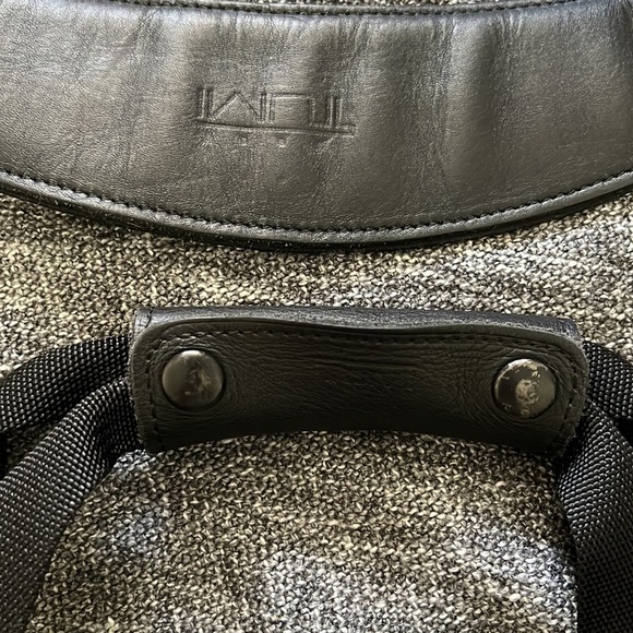 Tumi Travel Bag - Picture 4 of 11